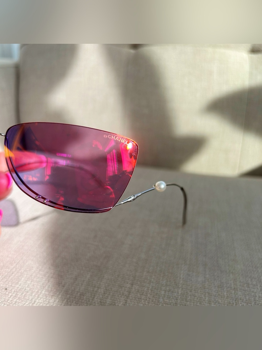 Authentic 90’s Vintage Chanel Pink Rimless Shield Sunglasses - Picture 8 of 16